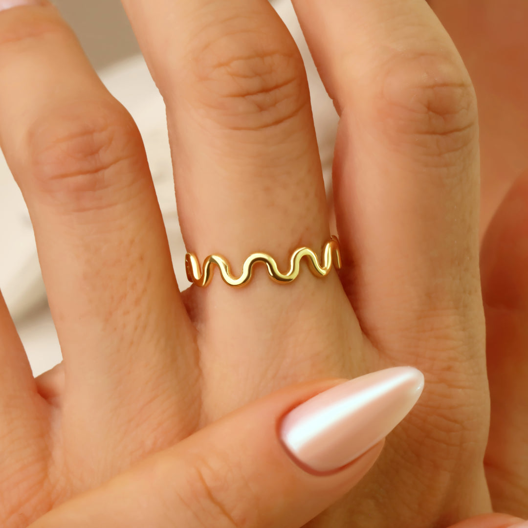 14K Solid Gold Wave Ring Y311