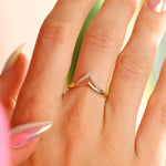Load image into Gallery viewer, 14K Solid Gold V Ring Y302