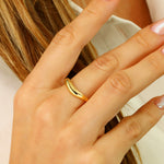 Load image into Gallery viewer, 14K Solid Gold Curved Dome Ring Y329