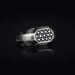Load image into Gallery viewer, 14K Solid Gold Signet Men Ring EY8