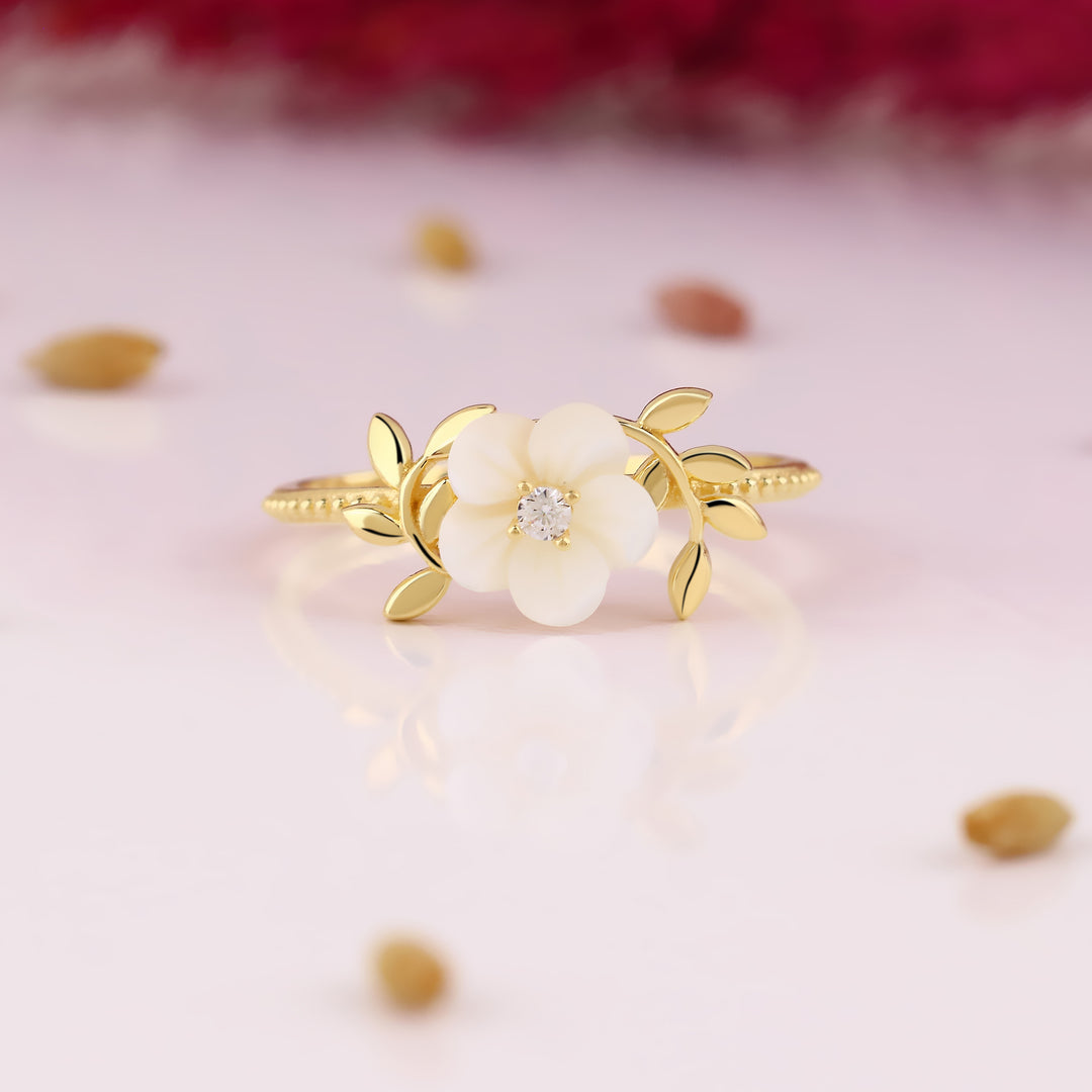 14K Solid Gold Magnolia Ring Y266