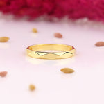 Load image into Gallery viewer, 14k Solid Gold Vintage Band Ring Y38