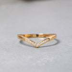 Load image into Gallery viewer, 14K Solid Gold V Ring Y241