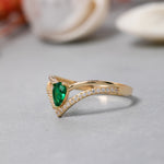 Load image into Gallery viewer, 14K Solid Gold V Ring Y234