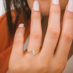 Load image into Gallery viewer, 14K Solid Gold Bar Ring Y222