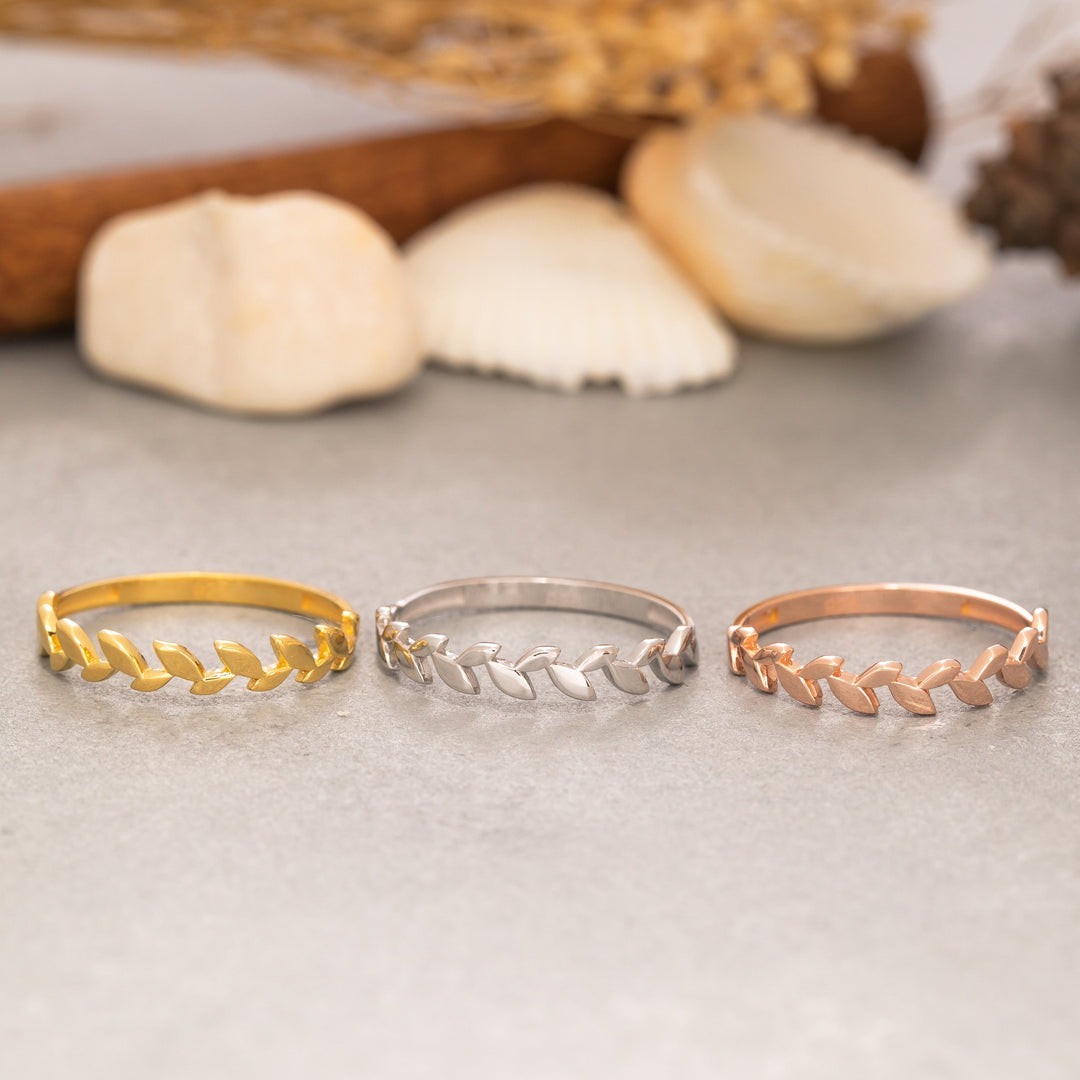 14K Solid Gold Thin Leaf Ring Y223