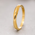 Load image into Gallery viewer, 14K Solid Gold Mobius Ring Y231