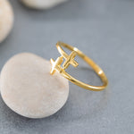 Load image into Gallery viewer, 14K Solid Gold Cross Ring Y133