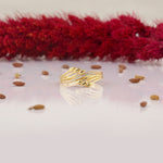 Load image into Gallery viewer, 14K Solid Gold Arrow Ring Y284