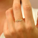 Load image into Gallery viewer, 14K Solid Gold Vintage Style V Shape Princess Crown Ring Y357