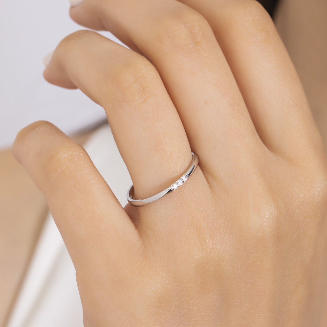 14K Solid Gold Three Stone Ring Y33