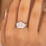 Load image into Gallery viewer, 14K Solid Gold Heart Signet Ring Y39