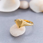Load image into Gallery viewer, 14K Solid Gold Heart Signet Ring Y140