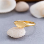 Load image into Gallery viewer, 14K Solid Gold Oval Signet Ring Y142