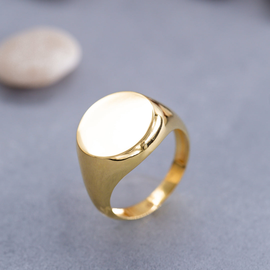 14K Solid Gold Signet Ring Y170