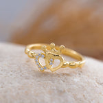 Load image into Gallery viewer, 14K Solid Gold Heart Crown Ring Y148