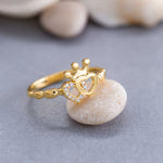 Load image into Gallery viewer, 14K Solid Gold Heart Crown Ring Y148