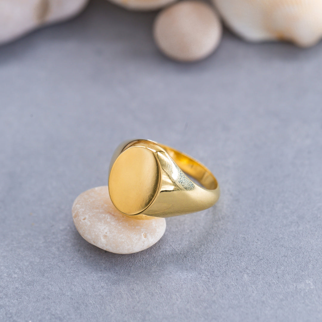 14K Solid Gold Oval Signet Ring Y171