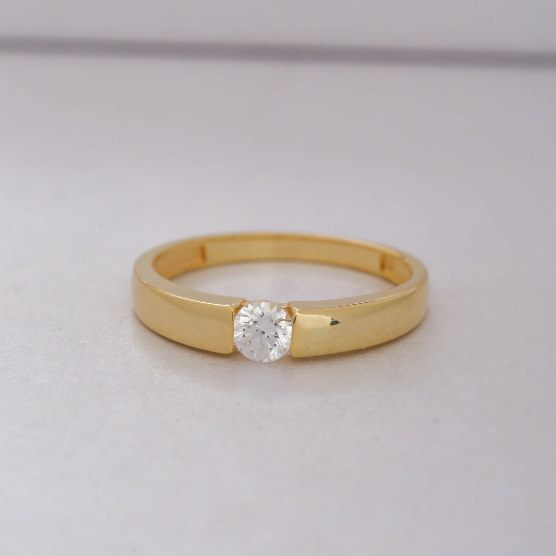 14K Solid Gold Solitaire Ring T2