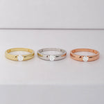 Load image into Gallery viewer, 14K Solid Gold Solitaire Ring T2