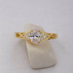 Load image into Gallery viewer, 14K Solid Gold Solitaire Ring T4