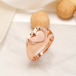 Load image into Gallery viewer, 14K Solid Gold Heart Signet Ring Y39
