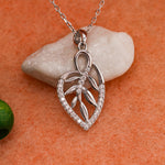 Load image into Gallery viewer, 14K Solid Gold Heart Leaf Necklace K38