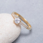 Load image into Gallery viewer, 14K Solid Gold Solitaire Ring T18
