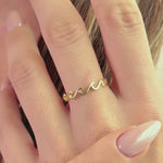 Load and play video in Gallery viewer, 14K Solid Gold Wave Ring Y319
