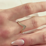 Load and play video in Gallery viewer, 14K Solid Gold V Ring Y317