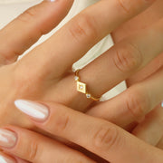 14K Solid Gold Vintage Patterned Ring Y369