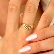 14K Solid Gold V Ring Y321