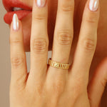 Load image into Gallery viewer, 14K Solid Gold Band Sun Ring Y356
