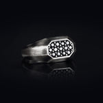 Load image into Gallery viewer, 14K Solid Gold Signet Men Ring EY8
