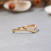 14K Solid Gold V Ring Y241
