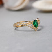 14K Solid Gold V Ring Y234