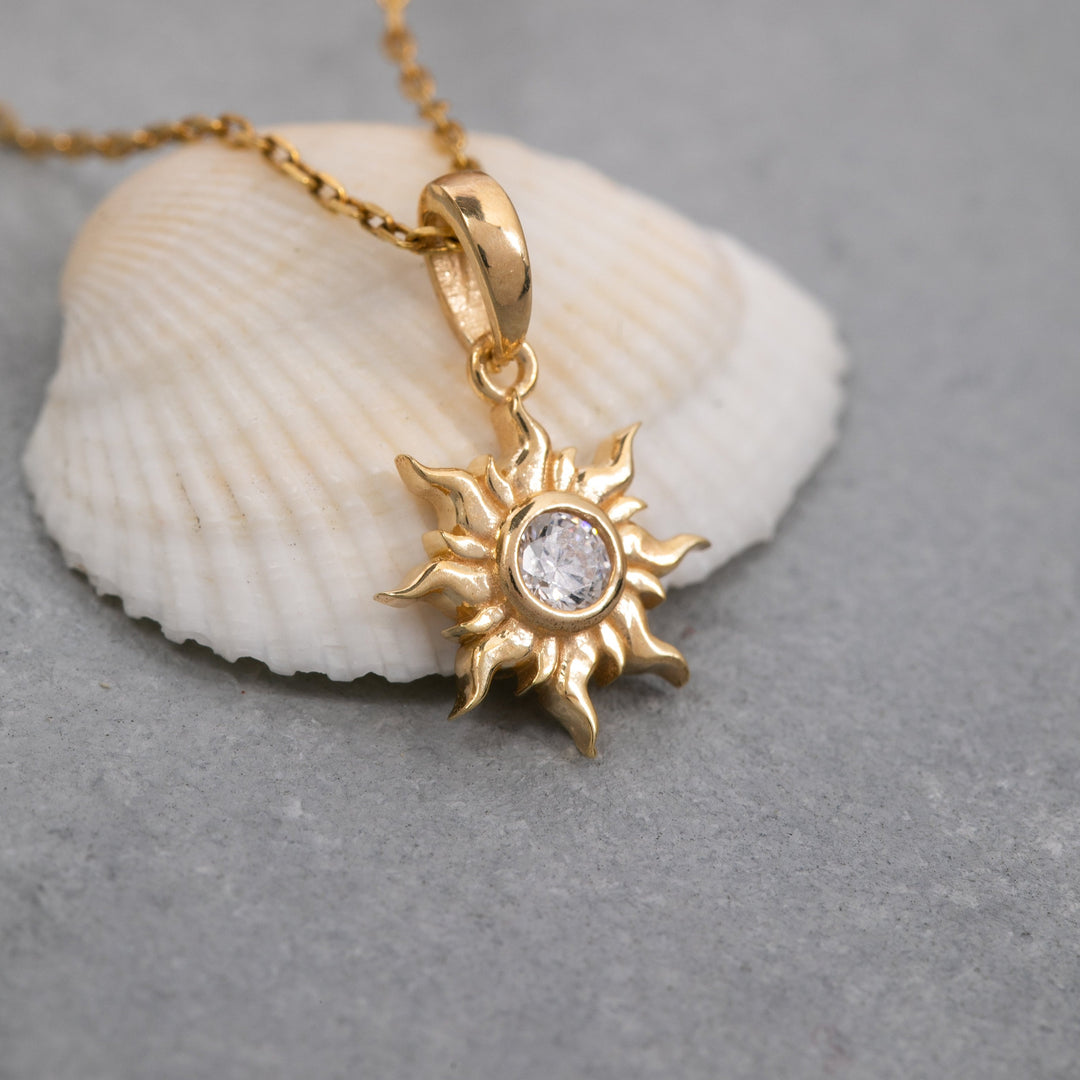 14K Solid Gold Sun Necklace K113