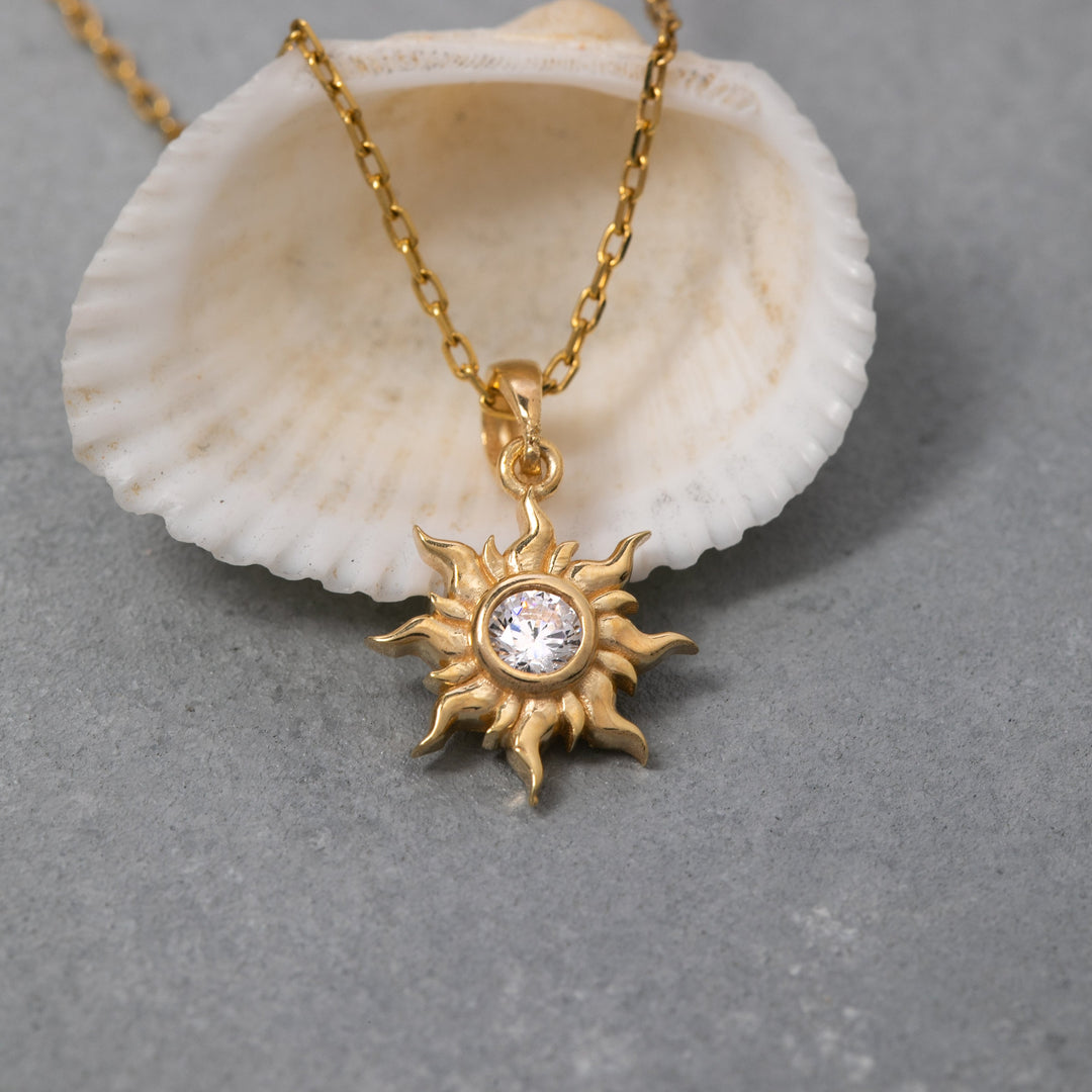 14K Solid Gold Sun Necklace K113