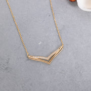 14K Solid Gold V Necklace K122