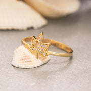 14K Solid Gold Maple Leaf Ring Y212