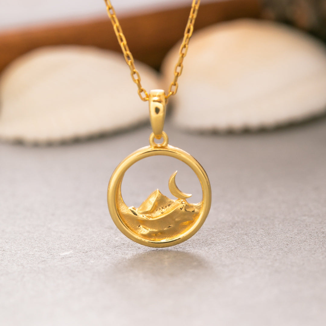 14K Solid Gold Mountain Necklace Y110