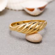 14k Solid Gold Tiny Croissant Ring Y181