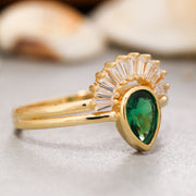 14K Solid Gold Green Stone Ring Y193