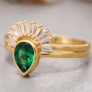 14K Solid Gold Green Stone Ring Y193