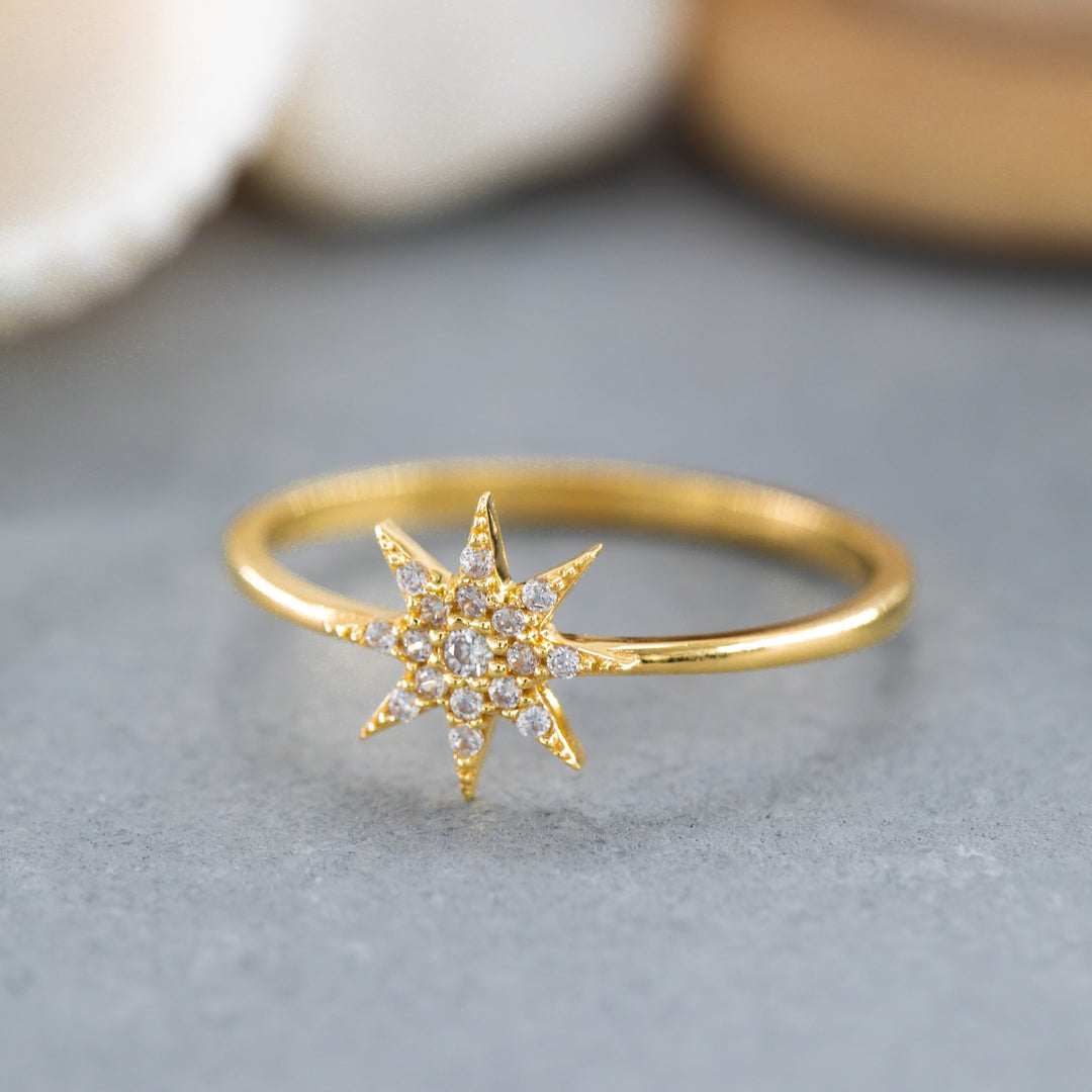 14K Solid Gold Star Ring Y152