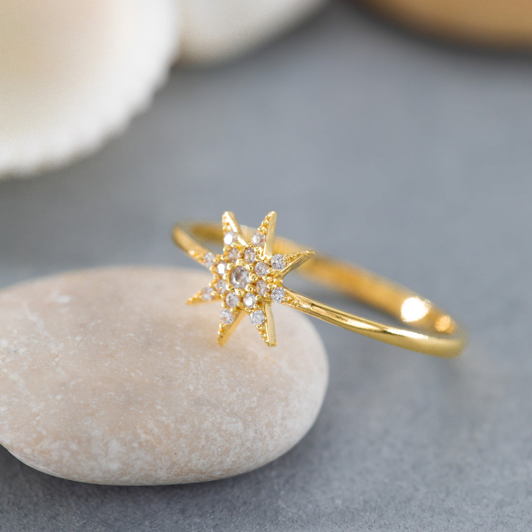 14K Solid Gold Star Ring Y152