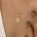 Load image into Gallery viewer, 14K Solid Gold Snowflake Necklace K60
