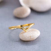 14K Solid Gold V Ring Y136