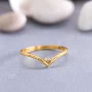 14K Solid Gold V Ring Y136