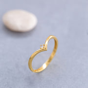 14K Solid Gold V Ring Y136